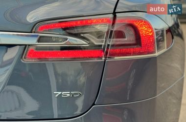 Лифтбек Tesla Model S 2017 в Киеве