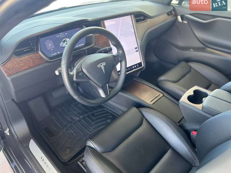 Лифтбек Tesla Model S 2020 в Одессе
