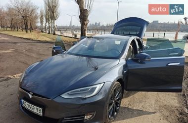 Лифтбек Tesla Model S 2020 в Кривом Роге