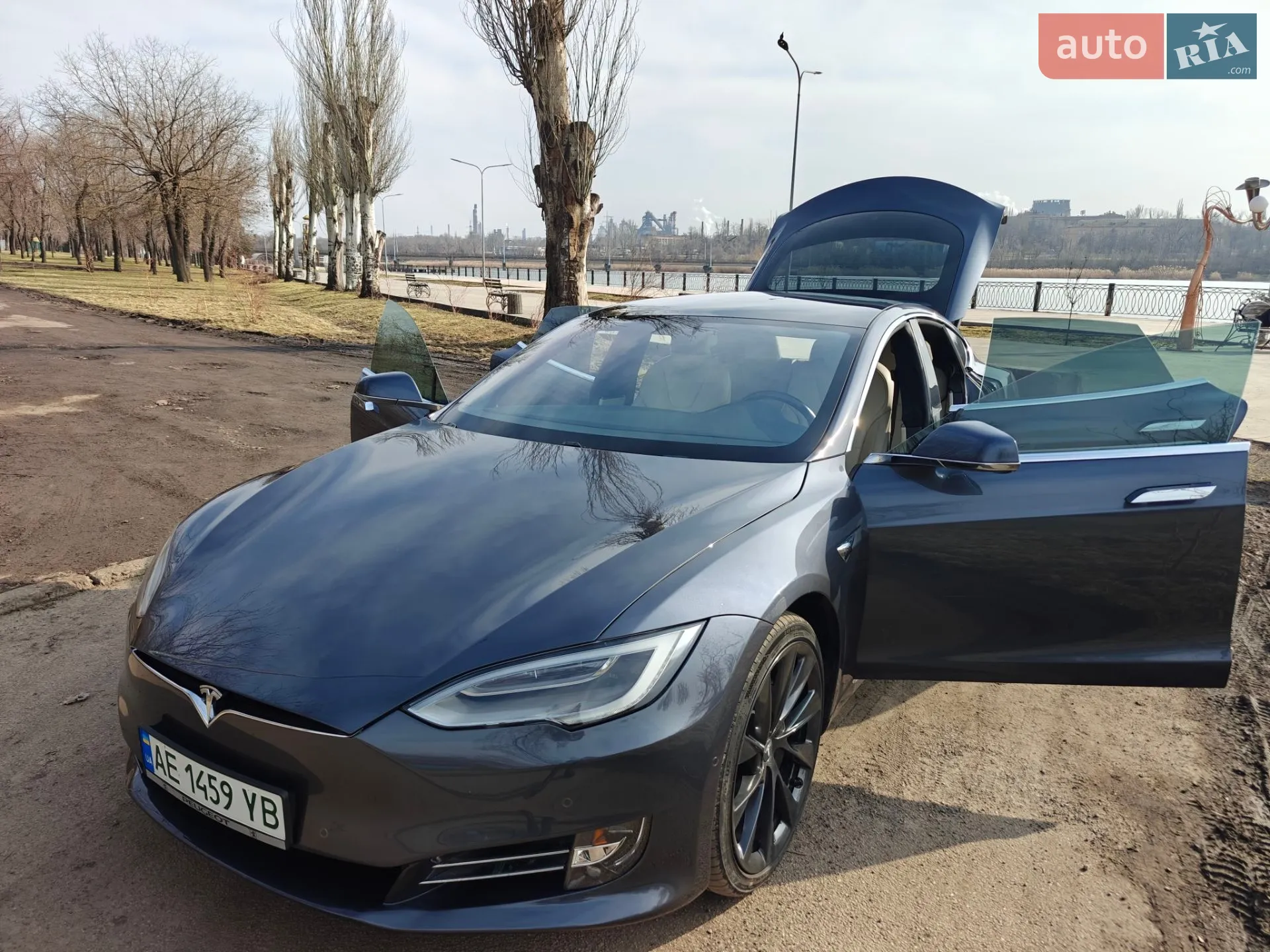 2020 Tesla Model S - мініатюра 12