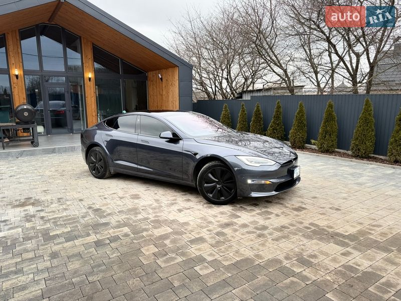 Лифтбек Tesla Model S 2021 в Виннице