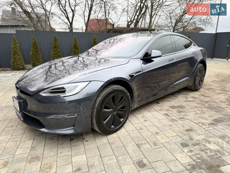 Лифтбек Tesla Model S 2021 в Виннице
