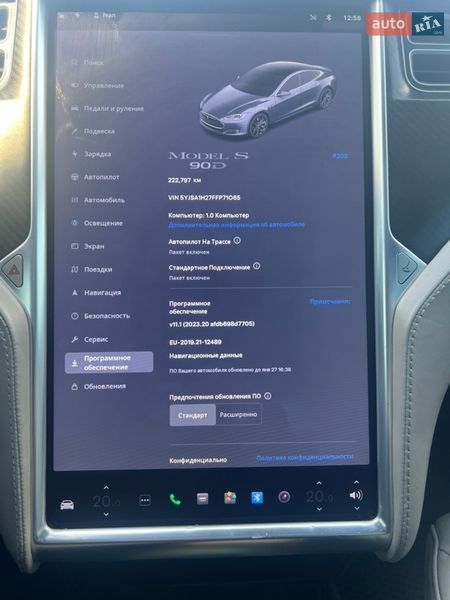 Лифтбек Tesla Model S 2015 в Львове