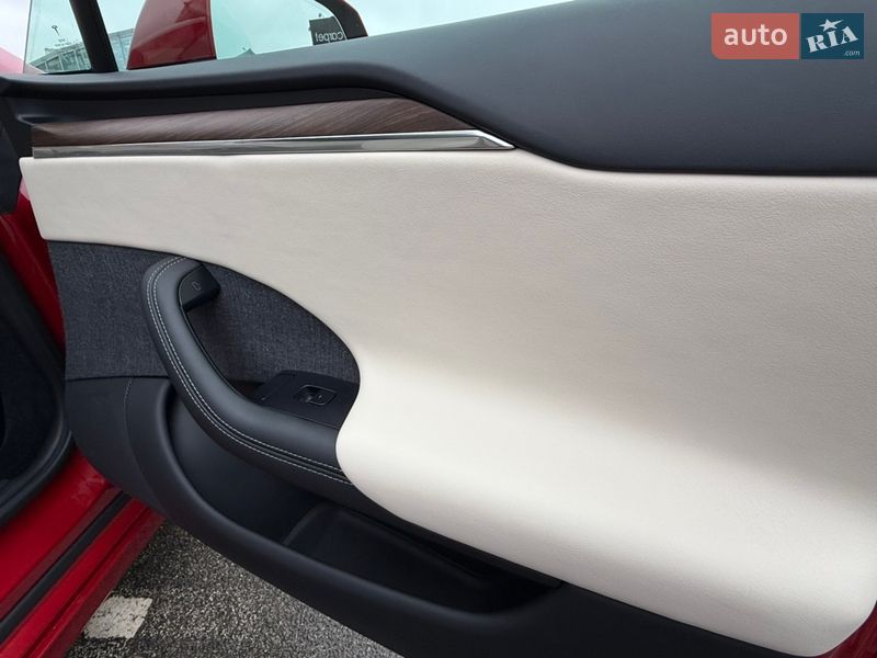 Лифтбек Tesla Model S 2022 в Петропавловской Борщаговке фото 55 Лифтбек Tesla Model S 2022 в Петропавловской Борщаговке