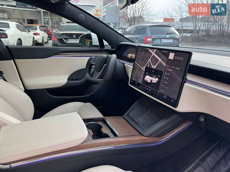 Ліфтбек Tesla Model S 2021 в Дніпрі