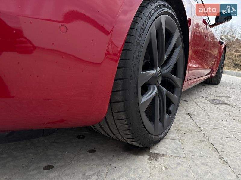 Лифтбек Tesla Model S 2021 в Львове фото 42 Лифтбек Tesla Model S 2021 в Львове