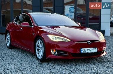 Лифтбек Tesla Model S 2016 в Черновцах