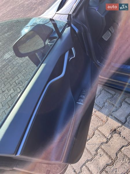 Лифтбек Tesla Model S 2018 в Борисполе