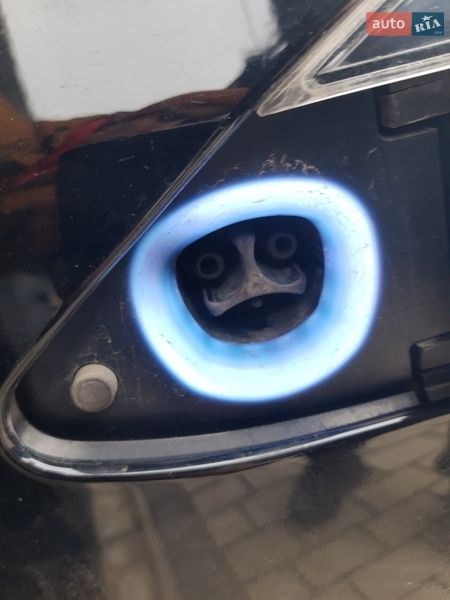 Лифтбек Tesla Model S 2017 в Тернополе