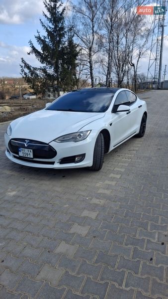 Tesla Model S 2015 Tesla Model S 2015