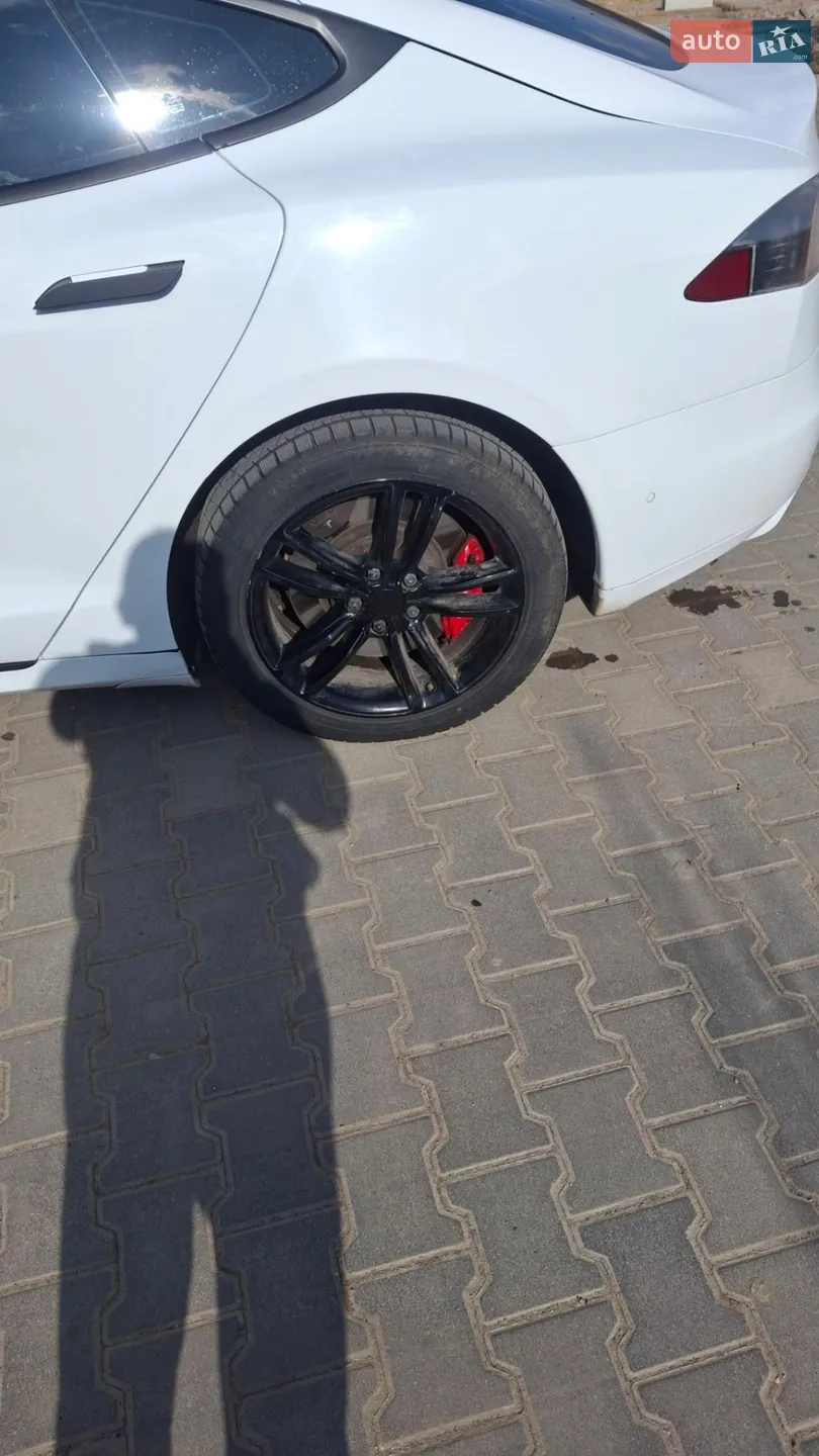 2015 Tesla Model S - мініатюра 20