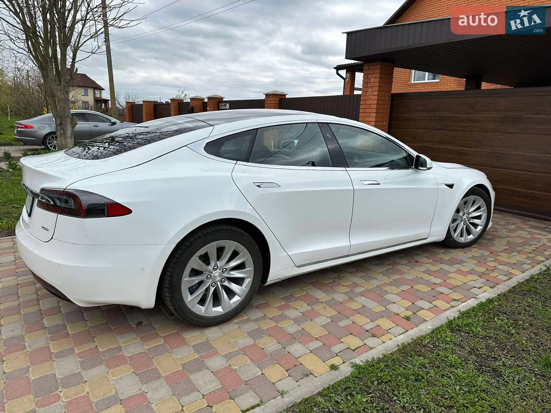 2017 Tesla Model S - мініатюра 12