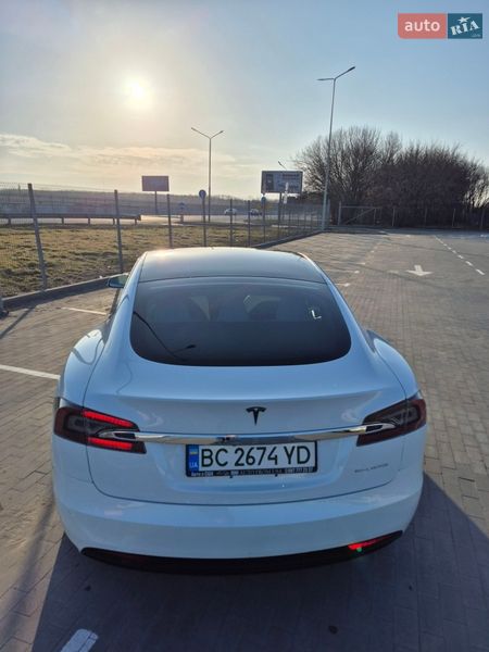 Лифтбек Tesla Model S 2020 в Борисполе