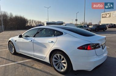Лифтбек Tesla Model S 2020 в Борисполе