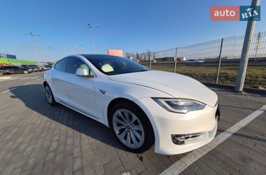 Лифтбек Tesla Model S 2020 в Борисполе