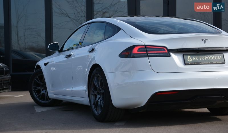 Лифтбек Tesla Model S 2022 в Киеве фото 9 Лифтбек Tesla Model S 2022 в Киеве