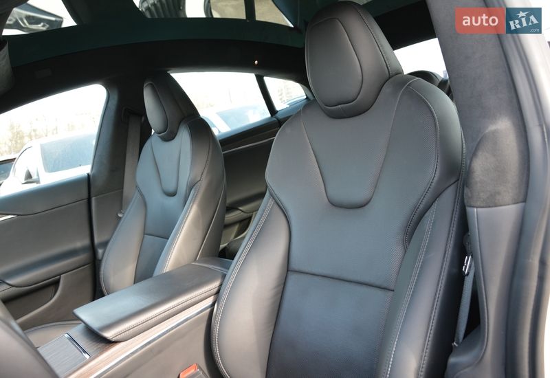Лифтбек Tesla Model S 2022 в Киеве фото 51 Лифтбек Tesla Model S 2022 в Киеве