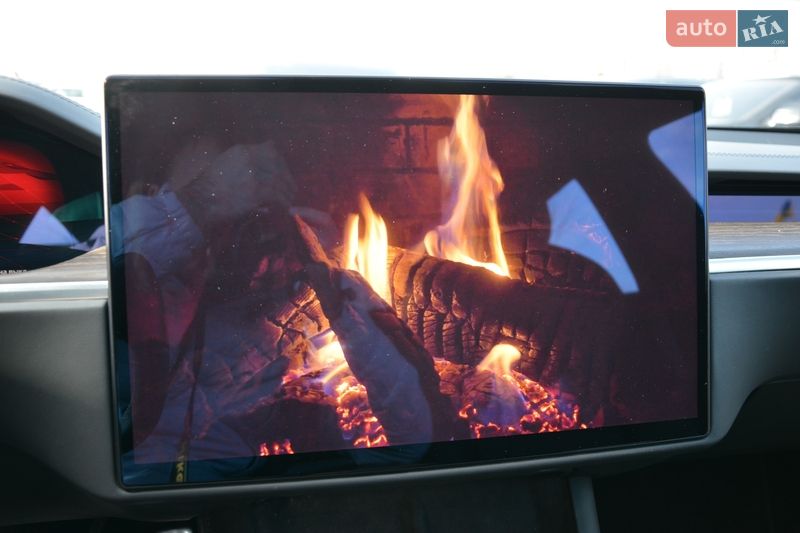 Лифтбек Tesla Model S 2022 в Киеве фото 47 Лифтбек Tesla Model S 2022 в Киеве