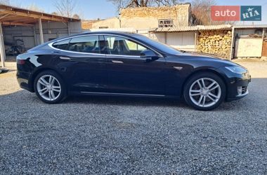 Лифтбек Tesla Model S 2014 в Радехове