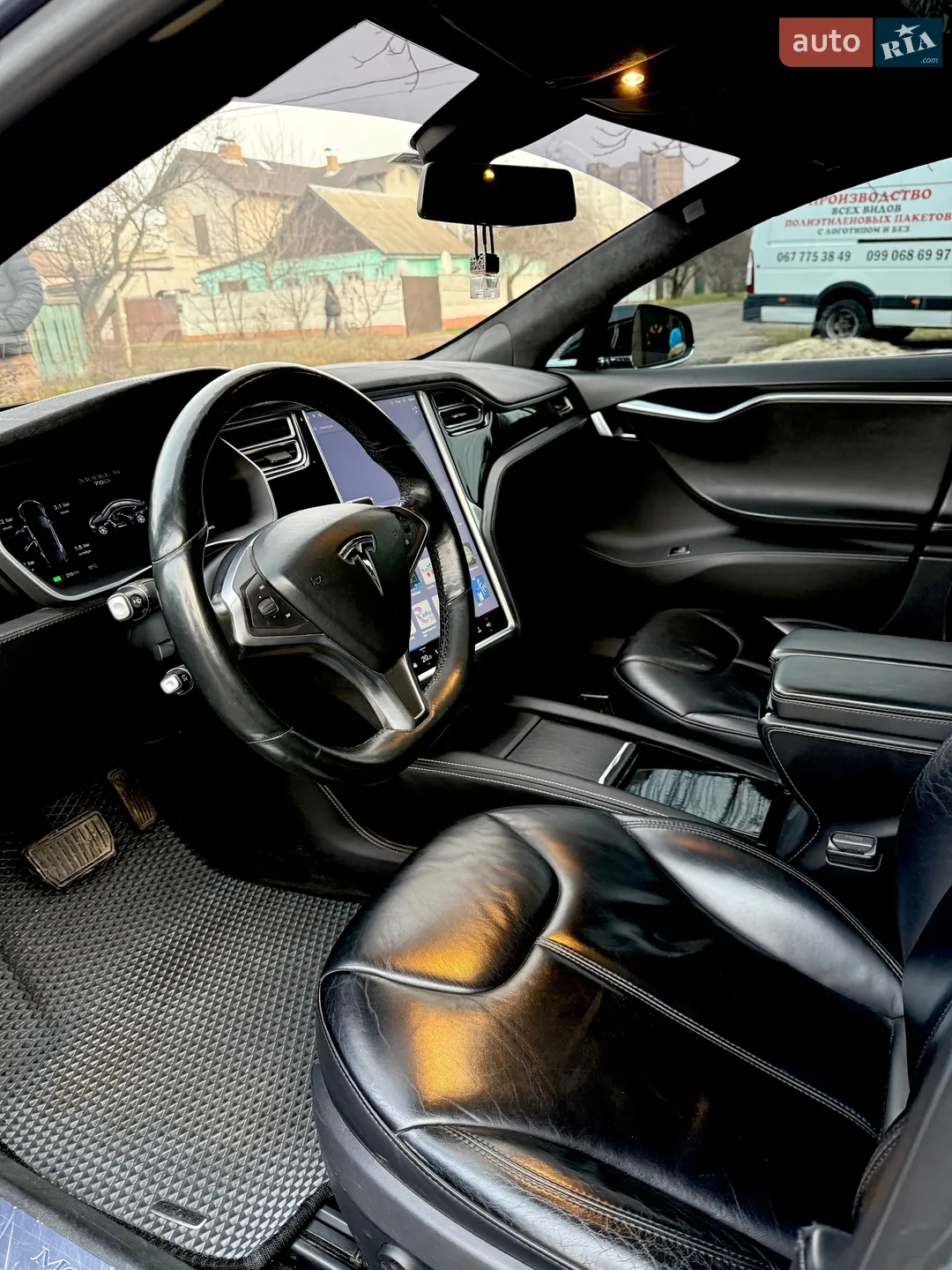 2015 Tesla Model S - мініатюра 10