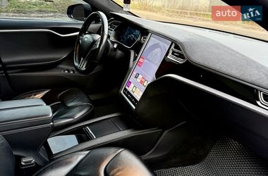 Ліфтбек Tesla Model S 2015 в Харкові
