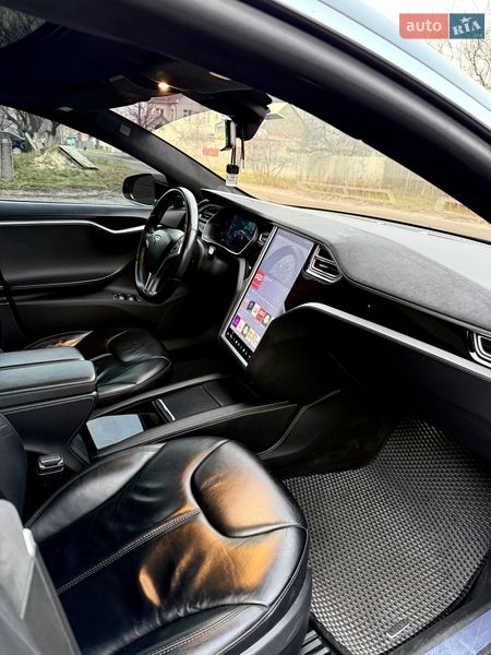 Лифтбек Tesla Model S 2015 в Харькове фото 7 Лифтбек Tesla Model S 2015 в Харькове