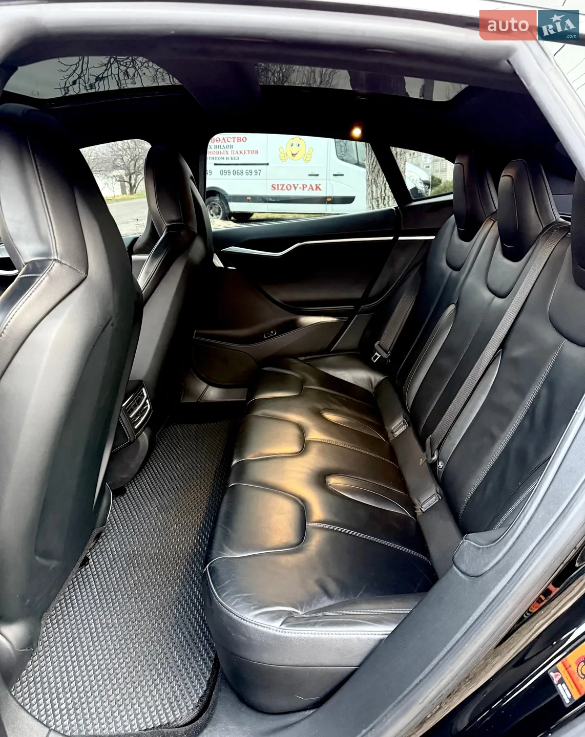 2015 Tesla Model S - мініатюра 12