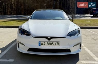 Лифтбек Tesla Model S 2023 в Киеве