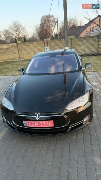 Ліфтбек Tesla Model S 2014 в Луцьку фото 20 Ліфтбек Tesla Model S 2014 в Луцьку