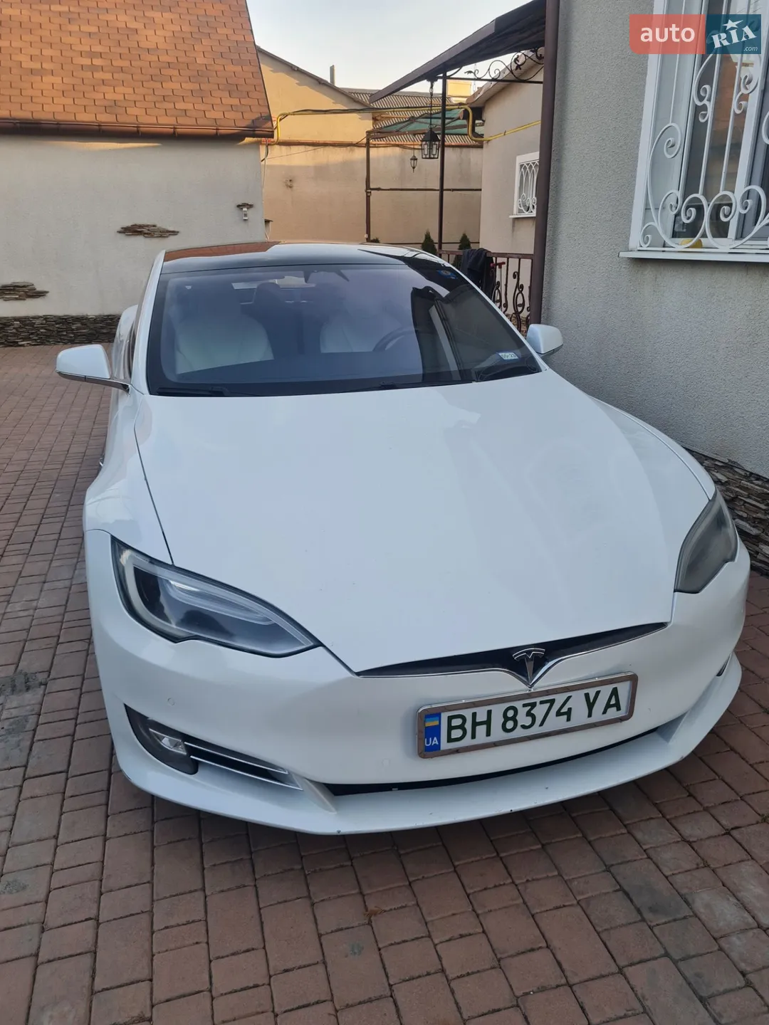 2017 Tesla Model S - фото 1