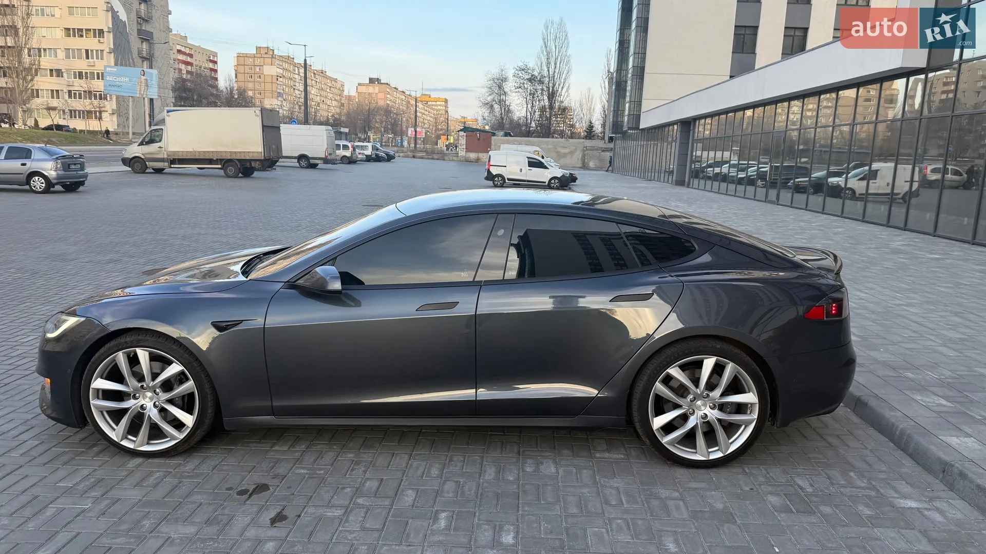 2017 Tesla Model S - мініатюра 8