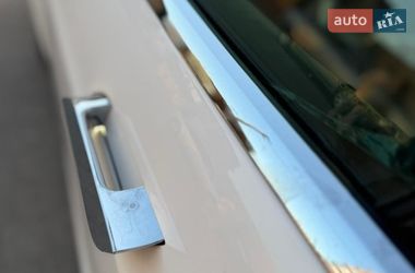 Лифтбек Tesla Model S 2017 в Дубно