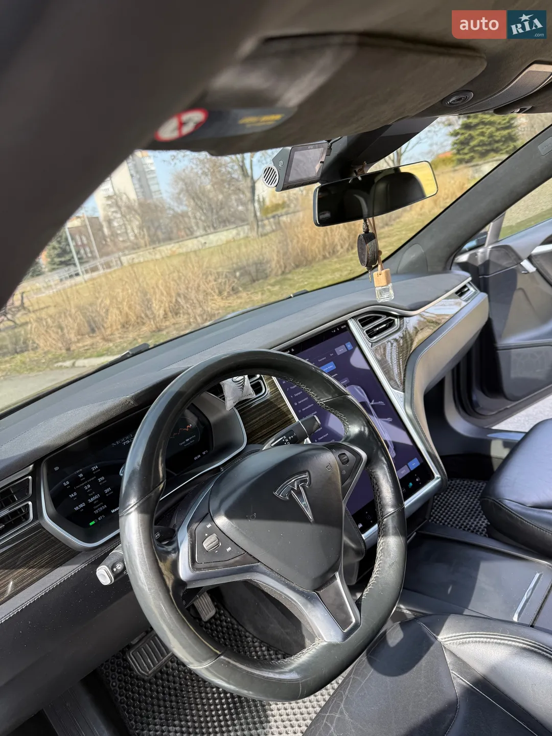 2016 Tesla Model S - мініатюра 27