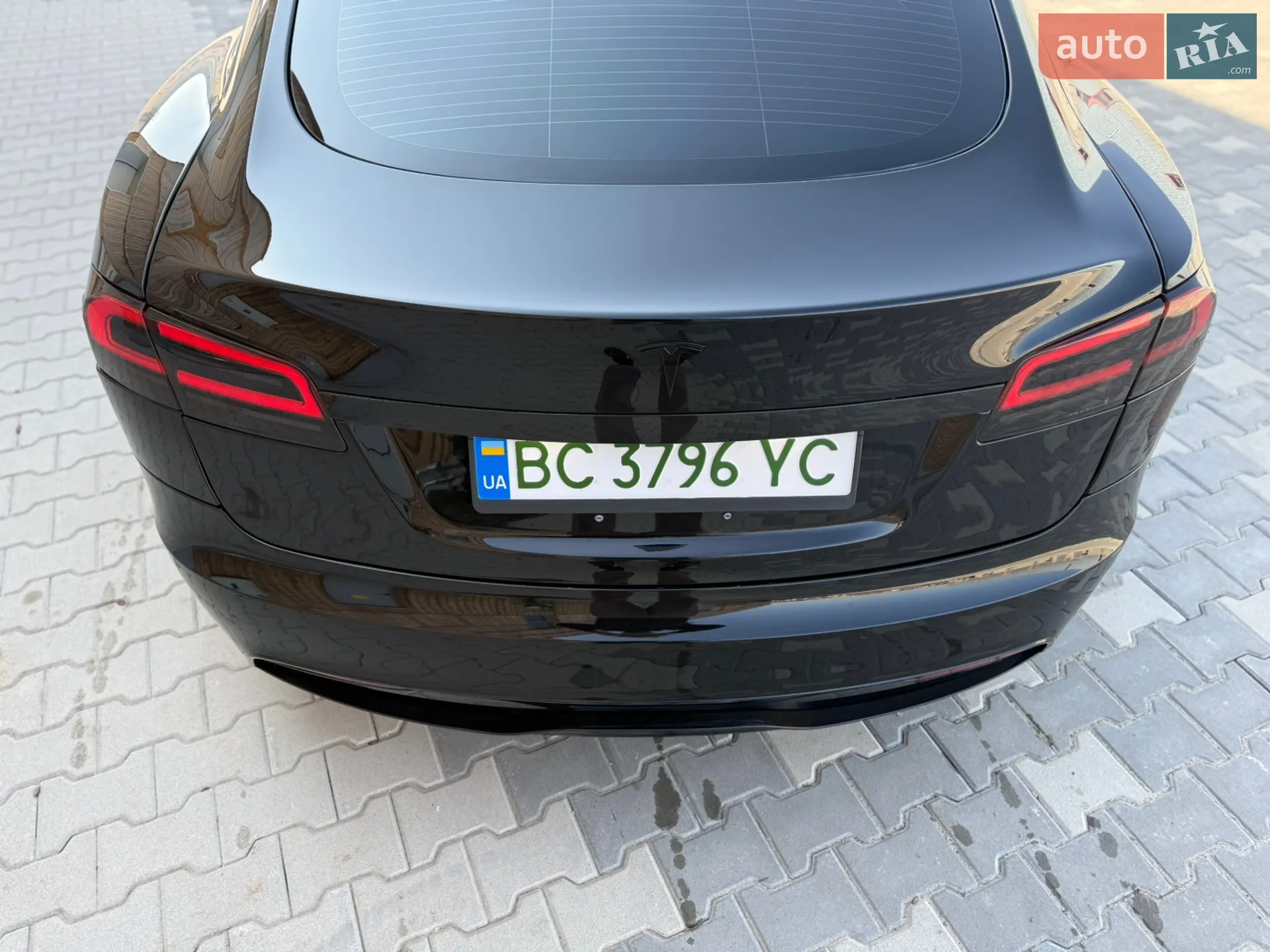 2021 Tesla Model S - мініатюра 19