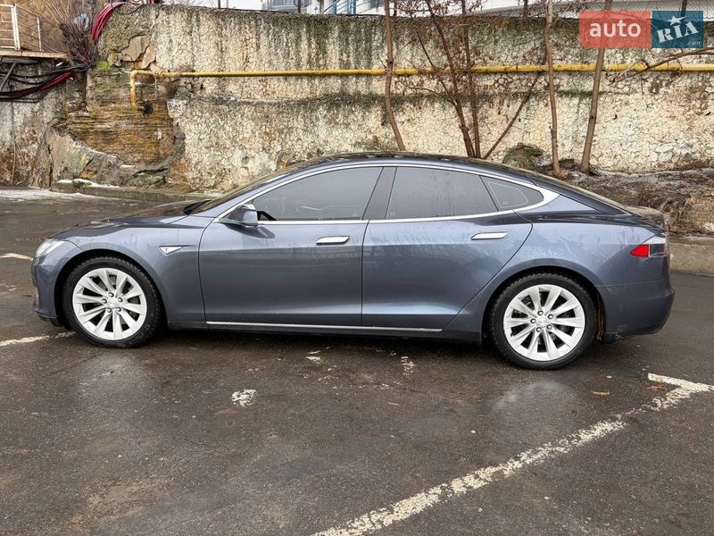 Лифтбек Tesla Model S 2015 в Одессе фото 4 Лифтбек Tesla Model S 2015 в Одессе