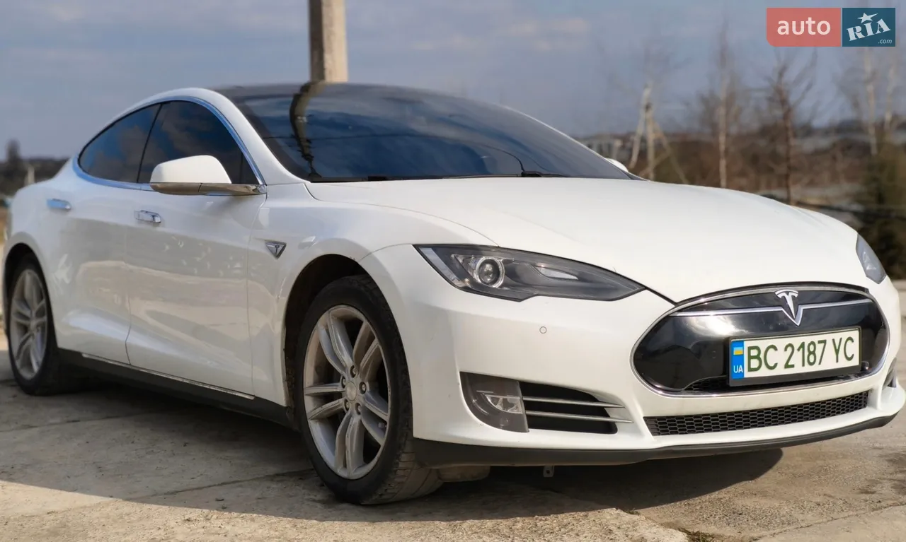 2013 Tesla Model S - мініатюра 23