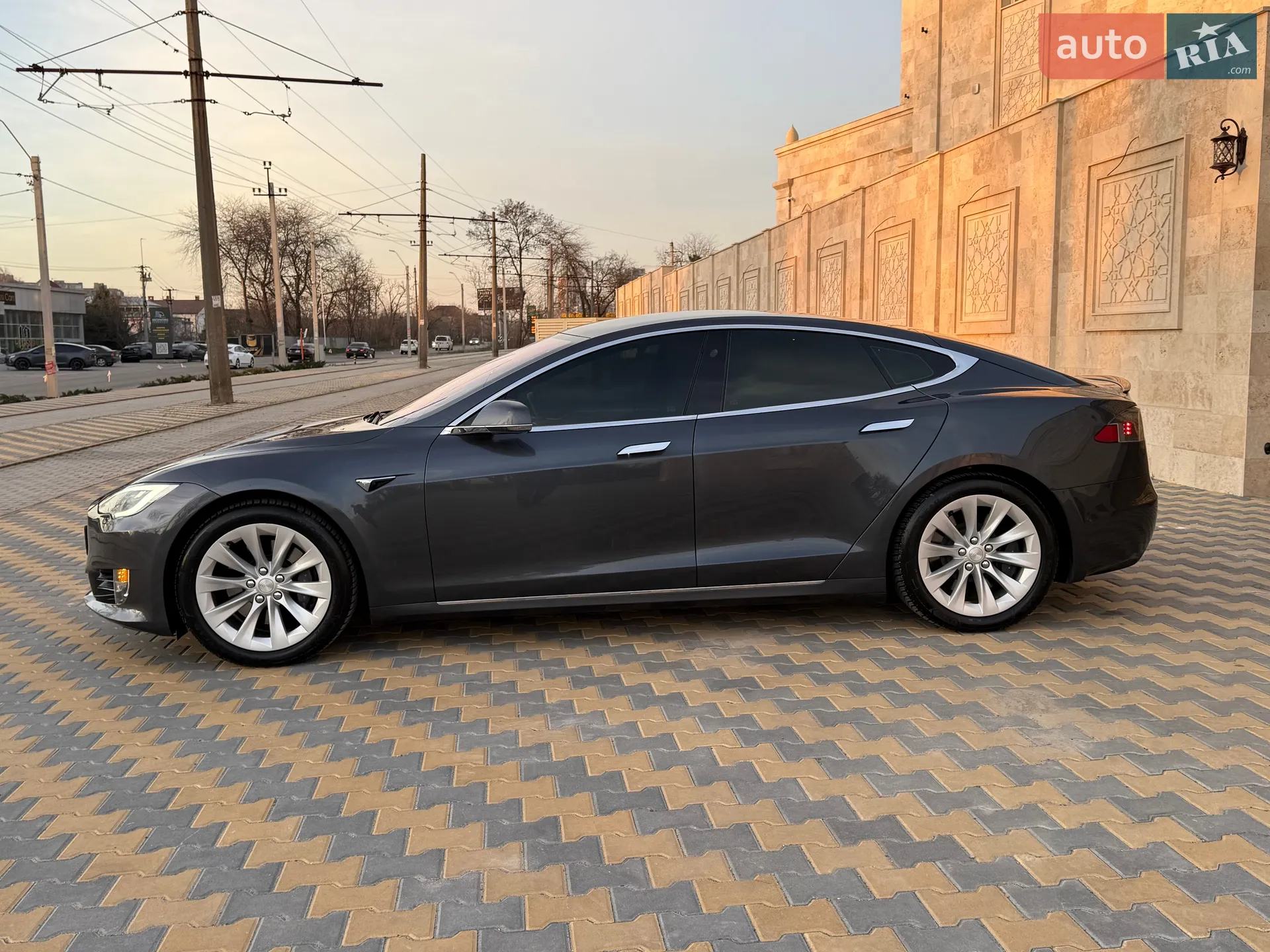 2017 Tesla Model S - мініатюра 10