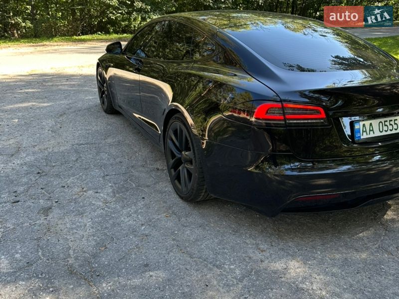 Ліфтбек Tesla Model S 2022 в Києві