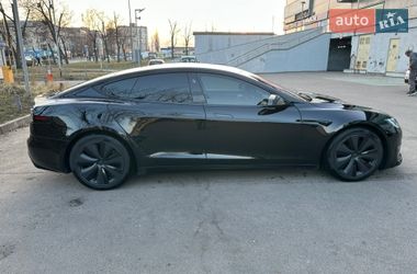 Лифтбек Tesla Model S 2022 в Киеве