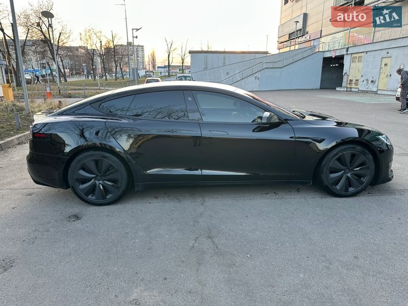 Ліфтбек Tesla Model S 2022 в Києві