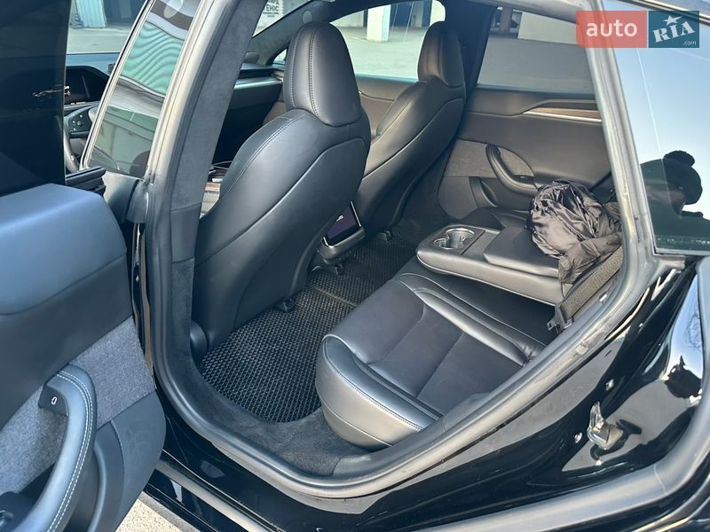 Ліфтбек Tesla Model S 2022 в Києві