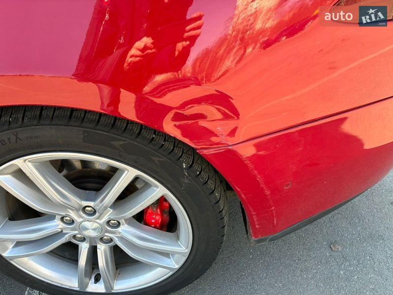 Ліфтбек Tesla Model S 2015 в Києві фото 26 Ліфтбек Tesla Model S 2015 в Києві