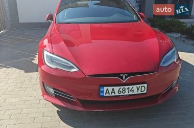 Ліфтбек Tesla Model S 2017 в Києві