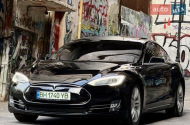 Ліфтбек Tesla Model S 2014 в Одесі