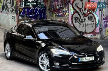 Ліфтбек Tesla Model S 2014 в Одесі
