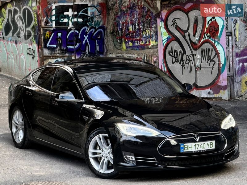 Лифтбек Tesla Model S 2014 в Одессе фото 14 Лифтбек Tesla Model S 2014 в Одессе