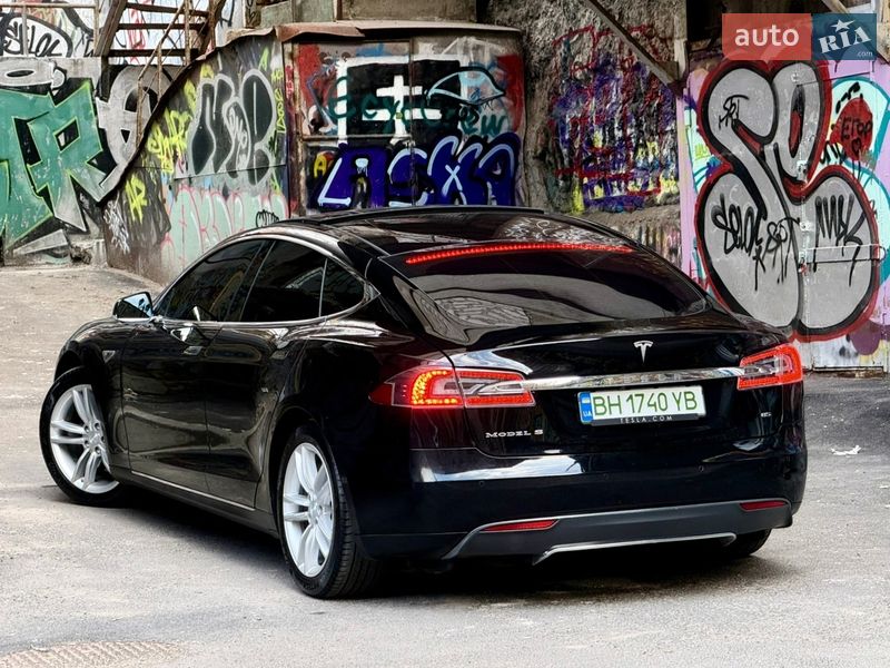 Лифтбек Tesla Model S 2014 в Одессе фото 50 Лифтбек Tesla Model S 2014 в Одессе