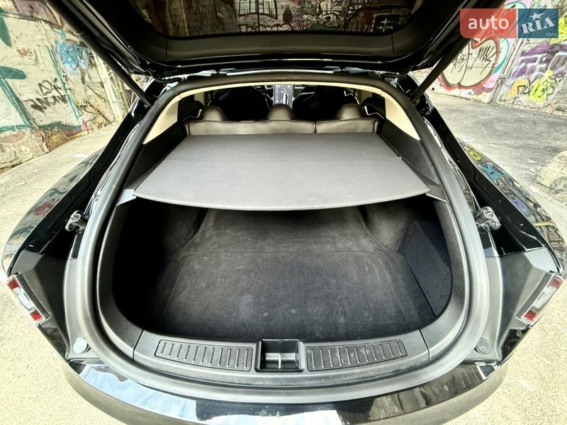 Лифтбек Tesla Model S 2014 в Одессе фото 56 Лифтбек Tesla Model S 2014 в Одессе
