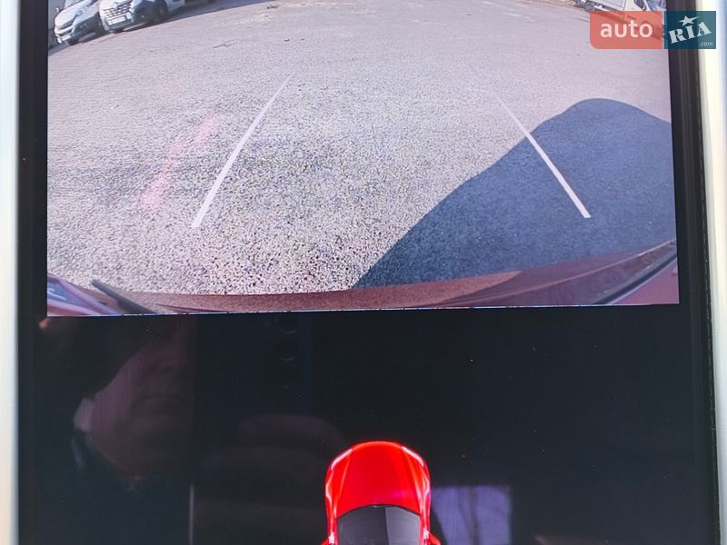 Лифтбек Tesla Model S 2017 в Киеве