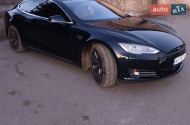 Ліфтбек Tesla Model S 2013 в Києві